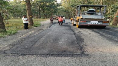 रायपुर : उप मुख्यमंत्री की घोषणा के अनुरूप कारीआम-बसंतपुर मार्ग और गौरेला-वेंकटनगर मार्ग में तेजी से चल रहा है बीटी पेच रिपेयर का कार्य रायपुर : उप मुख्यमंत्री की घोषणा के अनुरूप कारीआम-बसंतपुर मार्ग और गौरेला-वेंकटनगर मार्ग में तेजी से चल रहा है बीटी पेच रिपेयर का कार्य