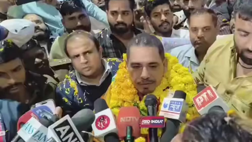 बिहार में हार के बाद रॉबर्ट वाड्रा का बयान: जनता नतीजों से खुश नहीं, दोबारा चुनाव हो