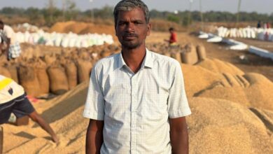 रायपुर : किसान छबीलाल बारी ने समर्थन मूल्य पर धान खरीदी नीति की सराहना