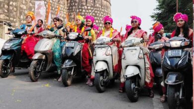 झांसी में 600 महिलाओं ने रानी लक्ष्मीबाई के रूप में बाइक रैली निकाली, वीरांगना रैली ने जीता दिल झांसी में 600 महिलाओं ने रानी लक्ष्मीबाई के रूप में बाइक रैली निकाली, वीरांगना रैली ने जीता दिल