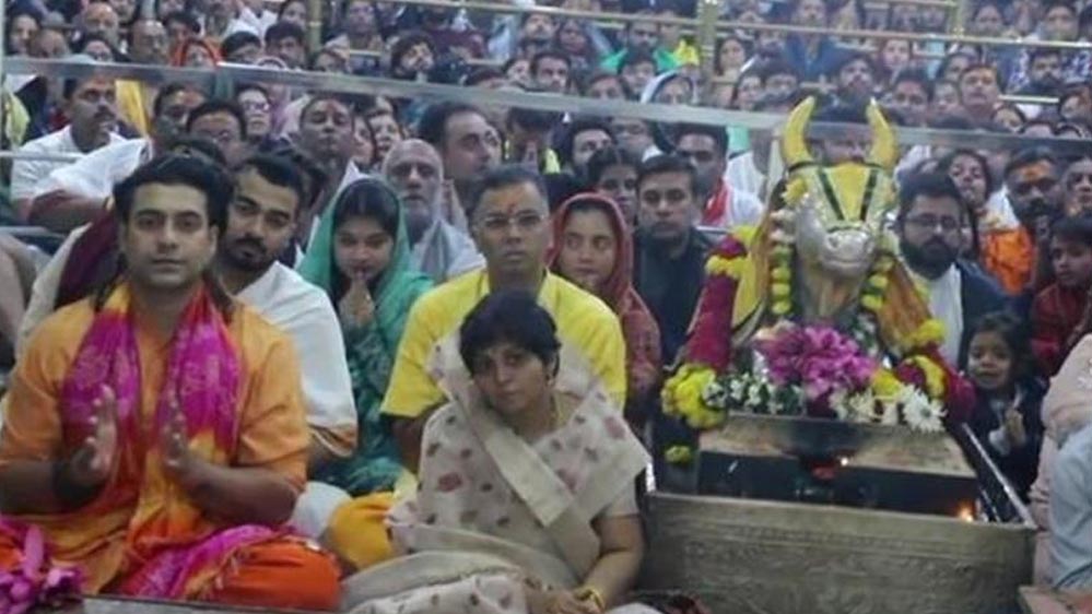 महाकाल की शरण में जुबिन नौटियाल, भस्म आरती के बाद बोले—दिव्य इंडिया टूर की शुरुआत