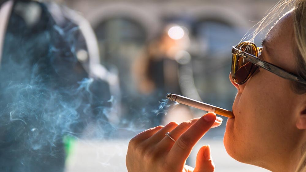 जीवन भर में सिर्फ 100 सिगरेट पीने से भी बढ़ता है स्वास्थ्य का खतरा, नई रिसर्च में खुलासा जीवन भर में सिर्फ 100 सिगरेट पीने से भी बढ़ता है स्वास्थ्य का खतरा, नई रिसर्च में खुलासा