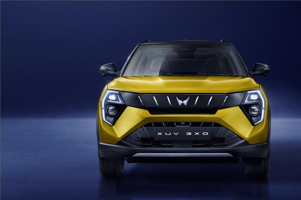 Mahindra XUV 3XO और XUV300 ने 4 लाख यूनिट्स की बिक्री पूरी कर कंपनी को दिलाई बड़ी उपलब्धि Mahindra XUV 3XO और XUV300 ने 4 लाख यूनिट्स की बिक्री पूरी कर कंपनी को दिलाई बड़ी उपलब्धि