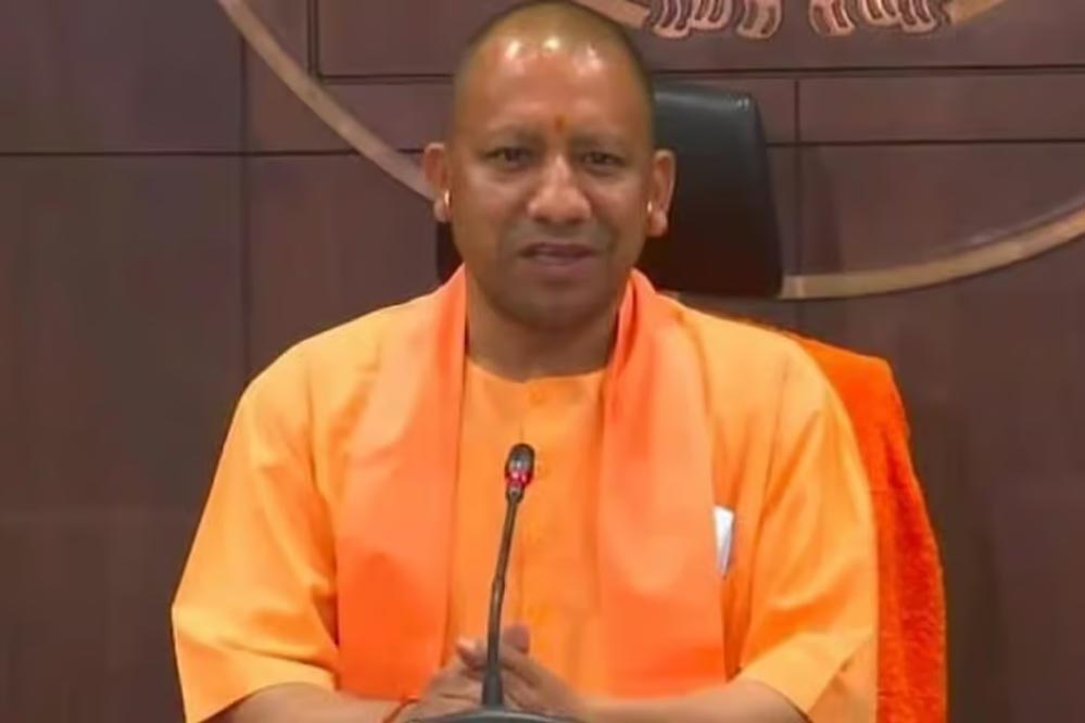 अयोध्या में कल पीएम मोदी करेंगे श्रीराम मंदिर में ध्वजारोहण, CM योगी बोले–‘सुख, शांति और समृद्धि का युग आएगा’