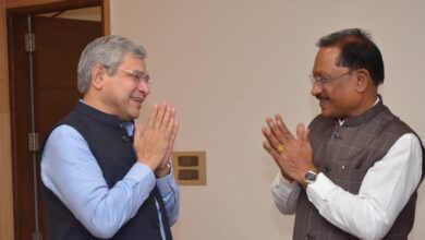 रायपुर : मुख्यमंत्री  विष्णुदेव साय ने केंद्रीय रेल मंत्री  अश्विनी वैष्णव से की सौजन्य मुलाकात