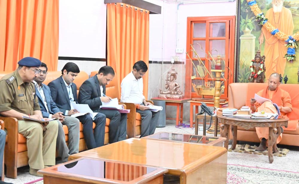 20 दिसंबर तक पूर्ण कर लें खिचड़ी मेले से जुड़े सभी कार्य : मुख्यमंत्री योगी आदित्यनाथ