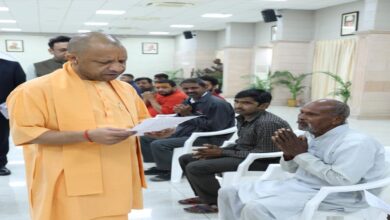 प्रदेशवासियों की सुरक्षा और सम्मान के लिए संकल्पित है सरकार: मुख्यमंत्री प्रदेशवासियों की सुरक्षा और सम्मान के लिए संकल्पित है सरकार: मुख्यमंत्री