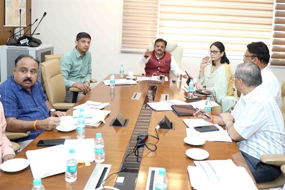 उप मुख्यमंत्री  शुक्ल ने पीएम-अभीम एवं 15वें वित्त आयोग अंतर्गत कार्यों की प्रगति की समीक्षा की