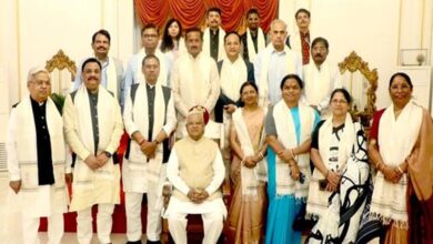 राज्यपाल  पटेल से अनुसूचित जाति, जनजाति कल्याण संबंधी संसदीय समिति ने की सौजन्य भेंट