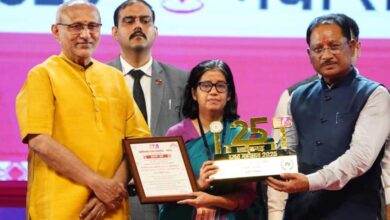 रायपुर : 25 वर्षों की विकास यात्रा थीम पर बनी कृषि विभाग के प्रदर्शनी को मिला द्वितीय पुरस्कार