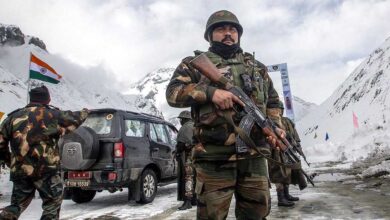 पाकिस्तान बॉर्डर पर तनाव, एलओसी पर भारी फौज तैनात, सेना हाई अलर्ट पर