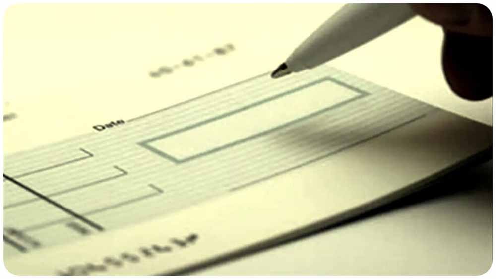 ग्वालियर: ड्रॉप बॉक्स से प्रिंसिपल का चेक चोरी, कैश निकासी में बैंक की बड़ी चूक उजागर