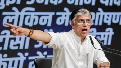 बिहार हार पर कांग्रेस का फुफकारा बयान: बोली– चुनाव आयोग और उसका ‘SIR’ भी जिम्मेदार! बिहार हार पर कांग्रेस का फुफकारा बयान: बोली– चुनाव आयोग और उसका ‘SIR’ भी जिम्मेदार!