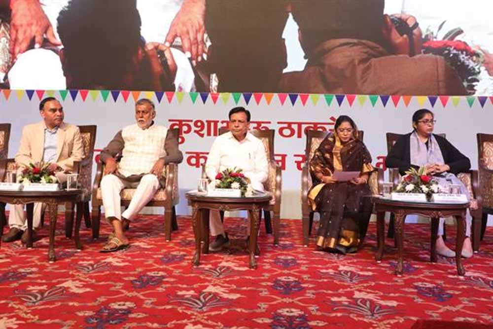 लक्ष्य बड़े रखें, उत्साह से कार्य करने पर निश्चित रूप से मिलेगी सफलता : उप मुख्यमंत्री देवड़ा लक्ष्य बड़े रखें, उत्साह से कार्य करने पर निश्चित रूप से मिलेगी सफलता : उप मुख्यमंत्री देवड़ा