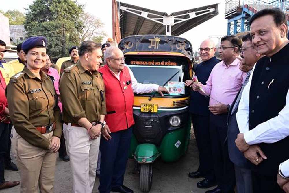 इंदौर रेल पुलिस का यात्रियों की सुरक्षा में नवाचार