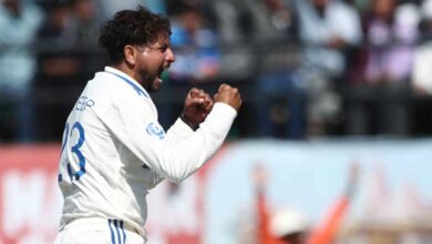 टी ब्रेक से पहले कुलदीप ने किया रिकेलटन का शिकार, मार्कराम नाबाद