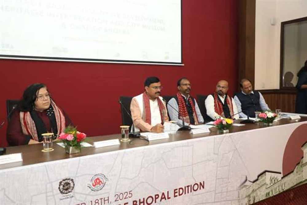 भोपाल एक जीवित विरासत वाला नगर, यहां अतीत और वर्तमान संवाद के साथी : पर्यटन मंत्री लोधी भोपाल एक जीवित विरासत वाला नगर, यहां अतीत और वर्तमान संवाद के साथी : पर्यटन मंत्री लोधी