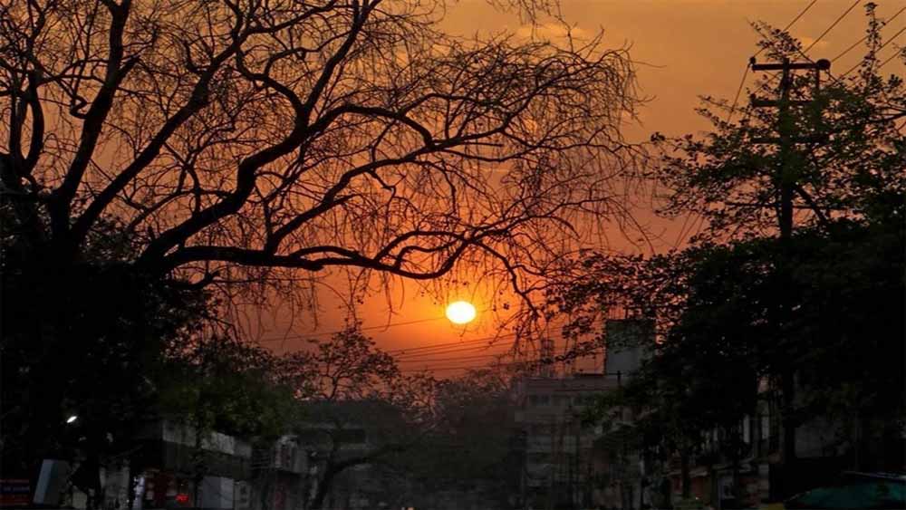 नवंबर की दस्तक के साथ सर्दी की तेज आहट, 10 साल बाद रिकॉर्ड ठिठुरन