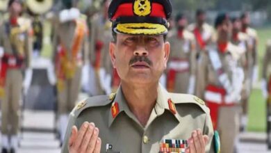 पाकिस्तान में असीम मुनीर का दबदबा बढ़ा; सुप्रीम कोर्ट से कटे अधिकार, विपक्ष आक्रामक