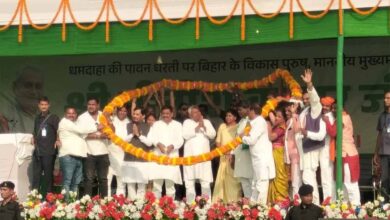 लेशी सिंह के समर्थन में नीतीश का दमदार प्रचार, संतोष कुशवाहा पर साधा निशाना