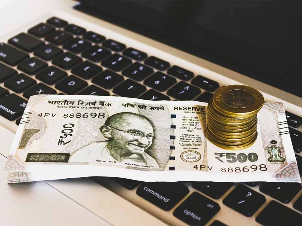 क्या लौटेगी पुरानी पेंशन? 8वें वेतन आयोग की शर्तों से संकेत तेज़