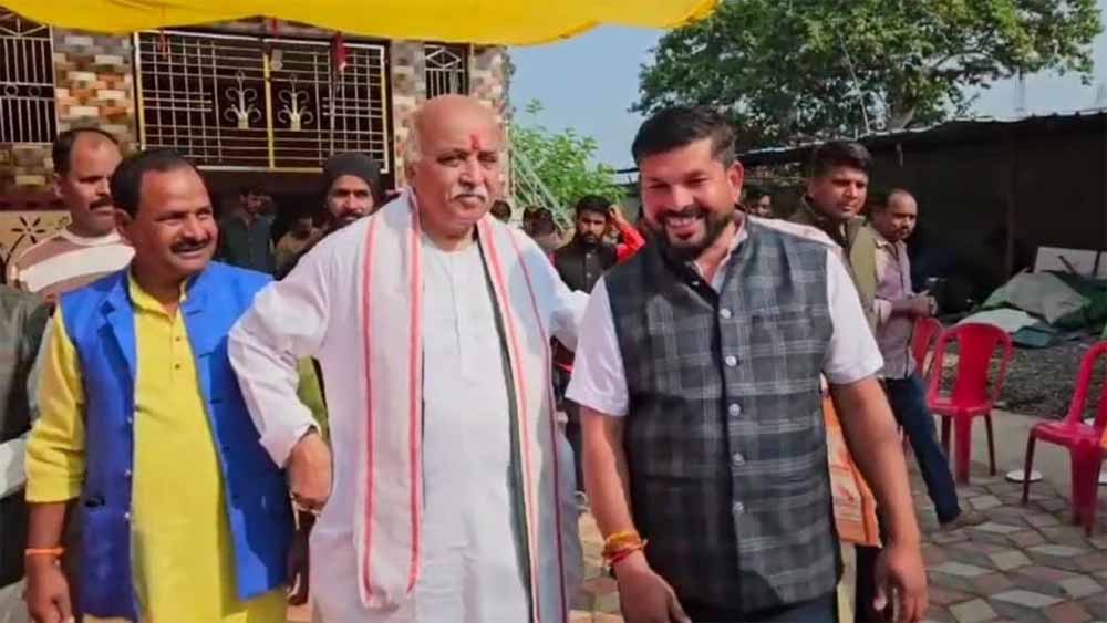 मंडला में प्रवीण तोगड़‍िया का बड़ा बयान: ‘हर हिंदू तीन बच्चे पैदा करे, तीसरे की फीस मैं दिलवाऊंगा’