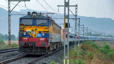 40 साल में पहली बार रेलवे ने किया बड़ा बदलाव, अब ट्रेनें समय पर चलेंगी और बीच ट्रैक पर नहीं रुकेंगी