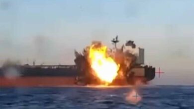 काला सागर में नई आग: यूक्रेन ने रूसी तेल टैंकरों पर किया हमला, तुर्की ने जताई कड़ी चिंता काला सागर में नई आग: यूक्रेन ने रूसी तेल टैंकरों पर किया हमला, तुर्की ने जताई कड़ी चिंता