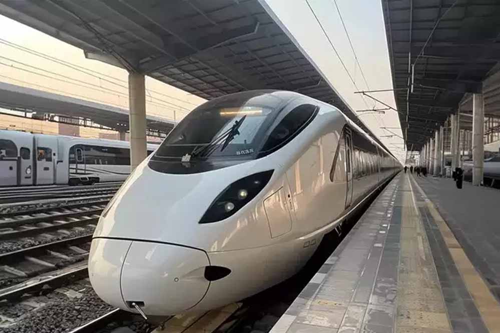 यह ट्रेन नहीं, ‘पुष्पक विमान’ है! 4 घंटे में तय करेगा 1000 किमी और देशों को जोड़ेगा