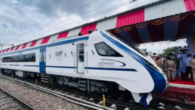 इंदौर से नागपुर के लिए वंदे भारत ट्रेन बढ़े कोच के साथ रवाना