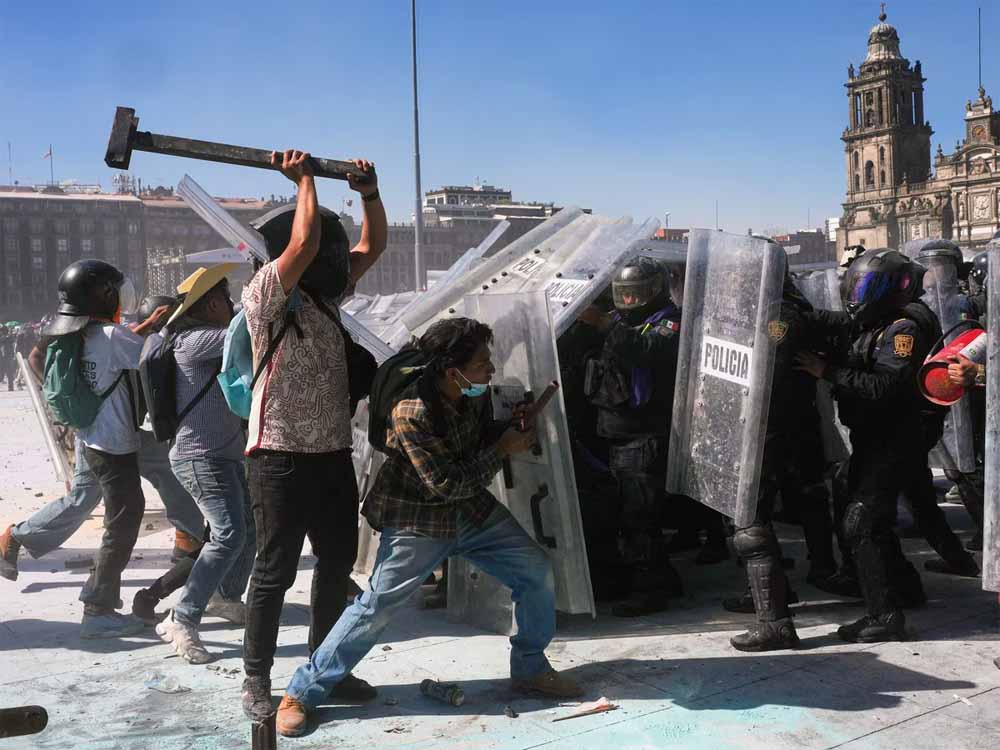 जेन-जी का देशभर में उबाल: विरोध प्रदर्शनों में पुलिस पर पथराव, कई इलाके तनावग्रस्त