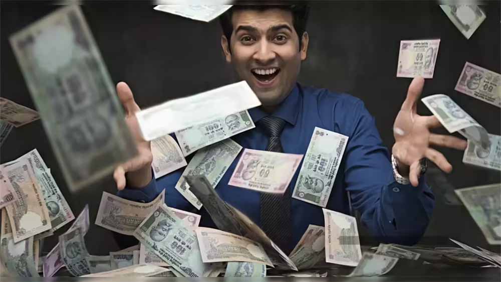 अमीर बनने की शुरुआत यहीं से होती है: रोज़ की ये 5 छोटी आदतें बदल देंगी आपकी किस्मत अमीर बनने की शुरुआत यहीं से होती है: रोज़ की ये 5 छोटी आदतें बदल देंगी आपकी किस्मत