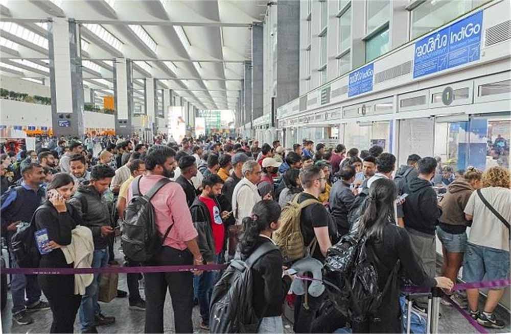 IndiGo Crisis: फ्लाइट कैंसिलेशन जारी: केंद्र ने बुलाई हाई लेवल जांच टीम