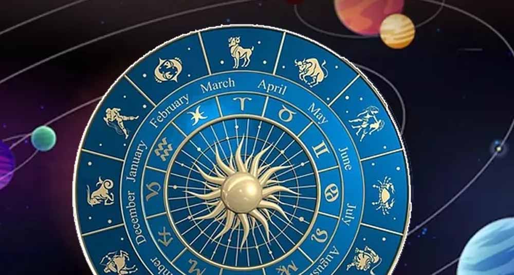 आज 7 दिसंबर: इन 4 राशियों के जीवन में आएगा बड़ा बदलाव, जानें क्या आपकी राशि शामिल है