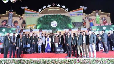 मुंगेली व्यापार मेले में पांचवें दिन उमड़ी जबरदस्त भीड़, सांस्कृतिक कार्यक्रम रहे आकर्षण का केंद्र मुंगेली व्यापार मेले में पांचवें दिन उमड़ी जबरदस्त भीड़, सांस्कृतिक कार्यक्रम रहे आकर्षण का केंद्र