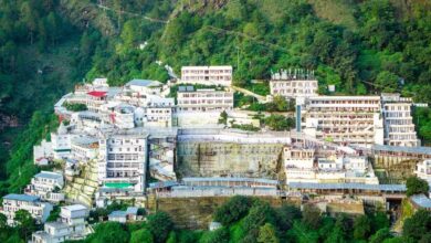 वैष्णो देवी यात्रा में सुरक्षा की नई ढाल: श्राइन बोर्ड का मास्टर प्लान, 700 कैमरों से होगी 24×7 निगरानी