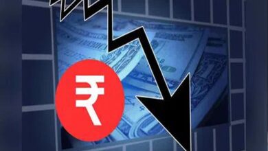 रुपया डॉलर के मुकाबले हुआ कमजोर, 15 दिसंबर को 90.58 का रिकॉर्ड निचला स्तर