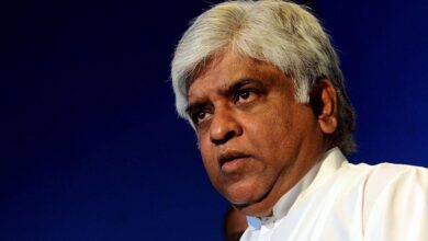 श्रीलंका के वर्ल्ड कप कप्तान अर्जुन रणतुंगा की मुश्किलें बढ़ीं, करोड़ों के तेल घोटाले में नाम आया श्रीलंका के वर्ल्ड कप कप्तान अर्जुन रणतुंगा की मुश्किलें बढ़ीं, करोड़ों के तेल घोटाले में नाम आया