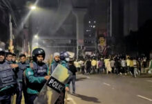 हादी के बाद बांग्लादेश में एक और युवा नेता पर हमला, हालत गंभीर