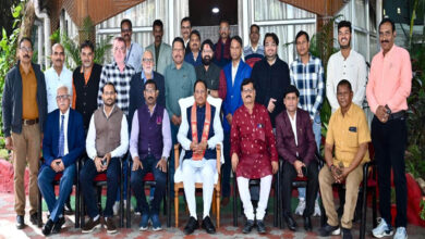 रायपुर : पत्रकारों की लेखनी केवल सूचना का माध्यम ही नहीं, पर्यटन को प्रोत्साहन देने का एक सशक्त साधन भी – मुख्यमंत्री विष्णुदेव साय रायपुर : पत्रकारों की लेखनी केवल सूचना का माध्यम ही नहीं, पर्यटन को प्रोत्साहन देने का एक सशक्त साधन भी – मुख्यमंत्री विष्णुदेव साय