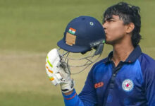 वैभव सूर्यवंशी ने विजय हजारे ट्रॉफी में 36 गेंदों में शतक जड़ा, 10 चौके और 8 छक्के लगाए