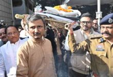 ज्ञानपीठ सम्मानित साहित्यकार विनोद कुमार शुक्ल को अंतिम विदाई, मुख्यमंत्री विष्णु देव साय ने दी भावभीनी श्रद्धांजलि