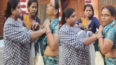 रायपुर: BLO से मारपीट करने वाली महिला पर FIR, शासकीय कार्य में बाधा का आरोप रायपुर: BLO से मारपीट करने वाली महिला पर FIR, शासकीय कार्य में बाधा का आरोप