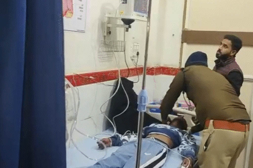 नागदा में टीआई ने फंदे से लटके युवक की जान बचाई, सीपीआर देकर दी नई जिंदगी, VIDEO; अस्पताल से मिली छुट्टी