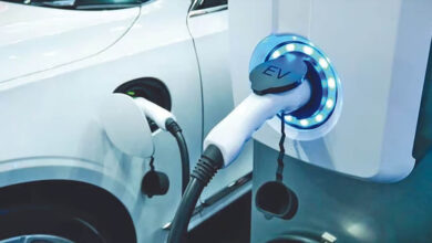 VinFast की V-Green ने HPCL के साथ की साझेदारी, फ्यूल स्टेशन पर लगेंगे EV चार्जिंग स्टेशन VinFast की V-Green ने HPCL के साथ की साझेदारी, फ्यूल स्टेशन पर लगेंगे EV चार्जिंग स्टेशन