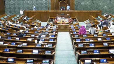 शीतकालीन सत्र 2025: पीएम मोदी ने कांग्रेस पर निशाना साधा, नेहरू की बात याद दिलाई