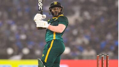दक्षिण अफ्रीका के कप्तान टेंबा बावुमा ने भारत के खिलाफ वनडे क्रिकेट में 2,000 रन पूरे किए