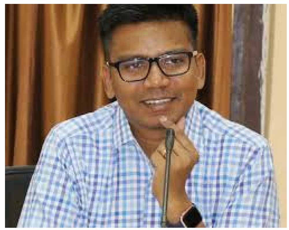 पीएमसी के एमडी गढ़पाले जब कन्ट्रोल रूम में निरीक्षण कर रहे थे तब बिजली की मांग 19000 मेगावॉट के शीर्ष पर पहुंची