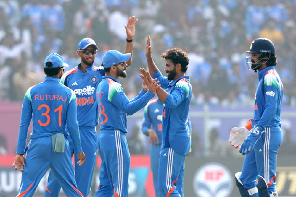 IND vs SA 3rd ODI: 271 रन के लक्ष्य का पीछा, प्रसिद्ध कृष्णा–कुलदीप यादव की चौकस गेंदबाज़ी