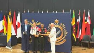 ऑस्ट्रेलिया में भारतीय सेना का परचम, कर्नल प्रतीक रॉय को मिला सर्वोच्च डिफेंस सम्मान ऑस्ट्रेलिया में भारतीय सेना का परचम, कर्नल प्रतीक रॉय को मिला सर्वोच्च डिफेंस सम्मान